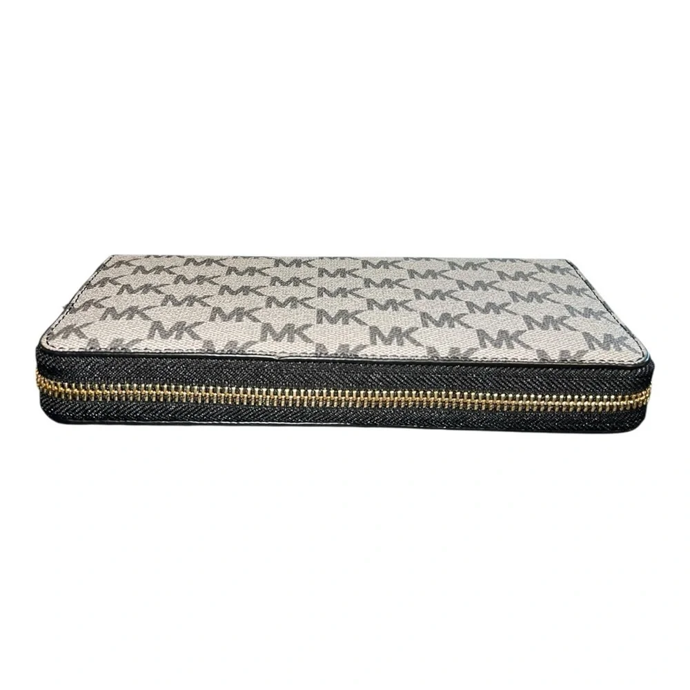 Michael Kors Jet Set Travel Zip Around Wallet MK Logo White Gray PVC